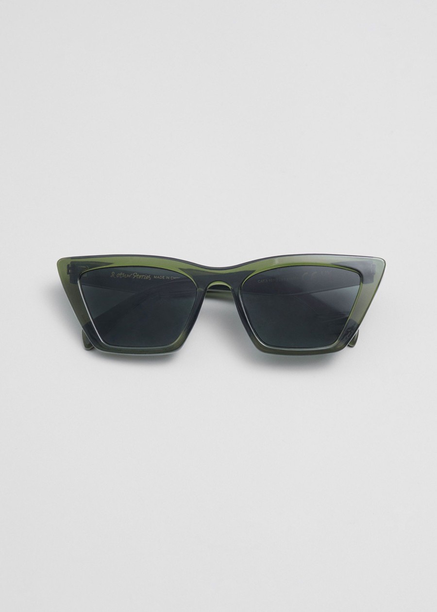 Accessoarer & Other Stories | Angular Cat Eye Sunglasses Gron