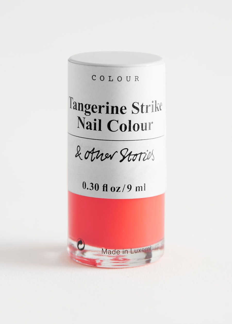 Beauty & Other Stories | Tangerine Strike Nagellack Orange