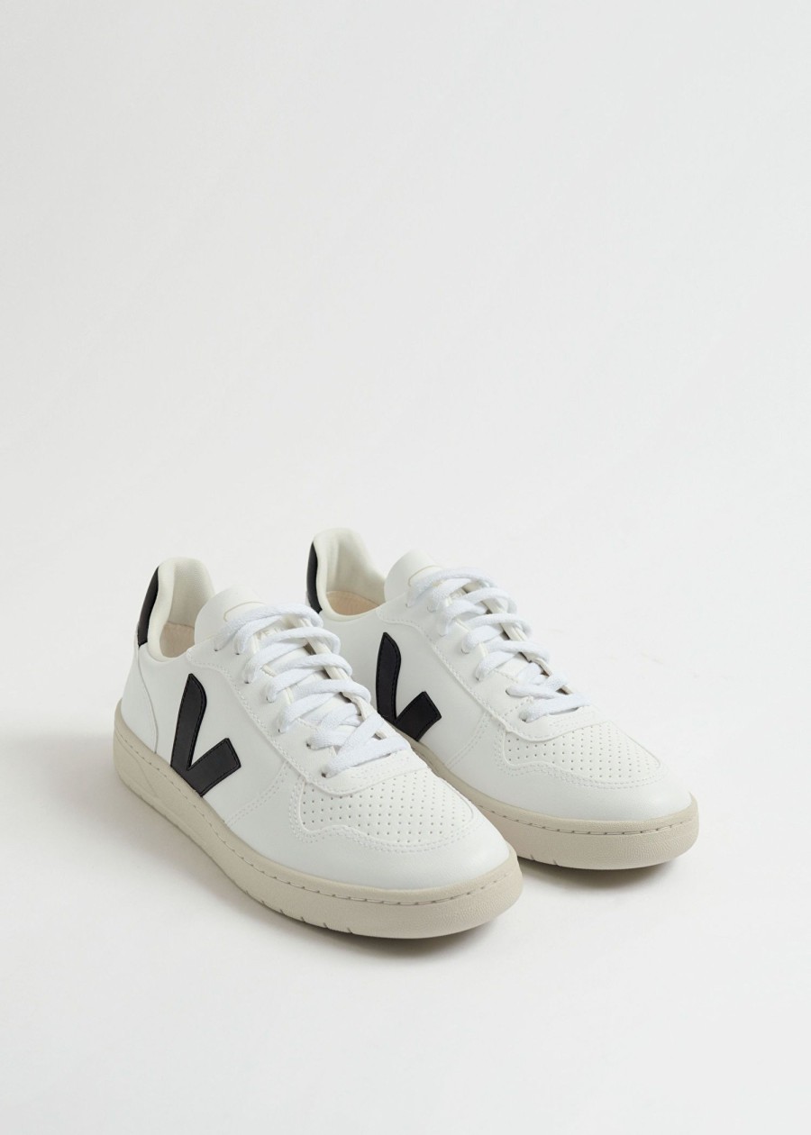 Skor & Other Stories | Veja V-10 Vegan Sneakers Vit